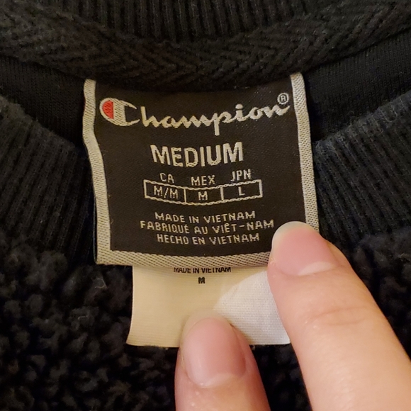 Exclusive Champion Sherpa Sweatshirt - Picture 2 of 2